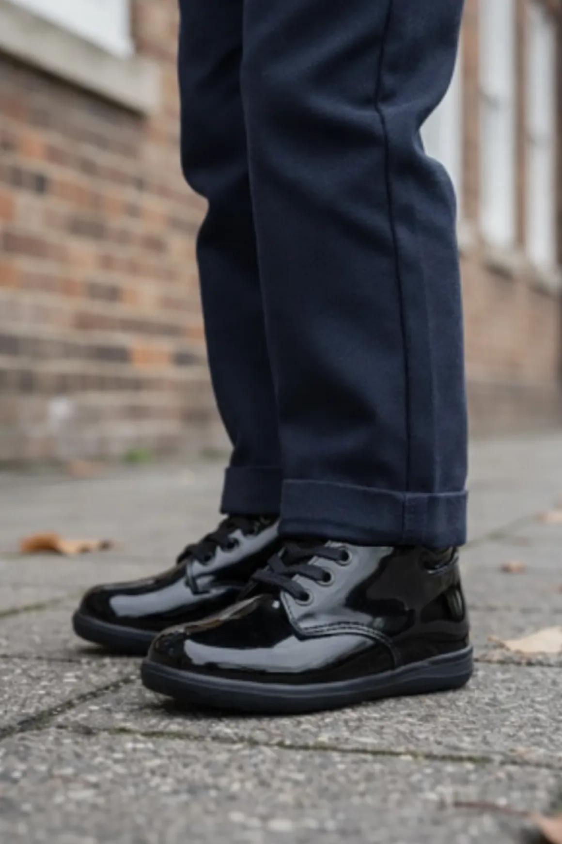 Bota Escolar Dogi Para Niño De Charol 08535
